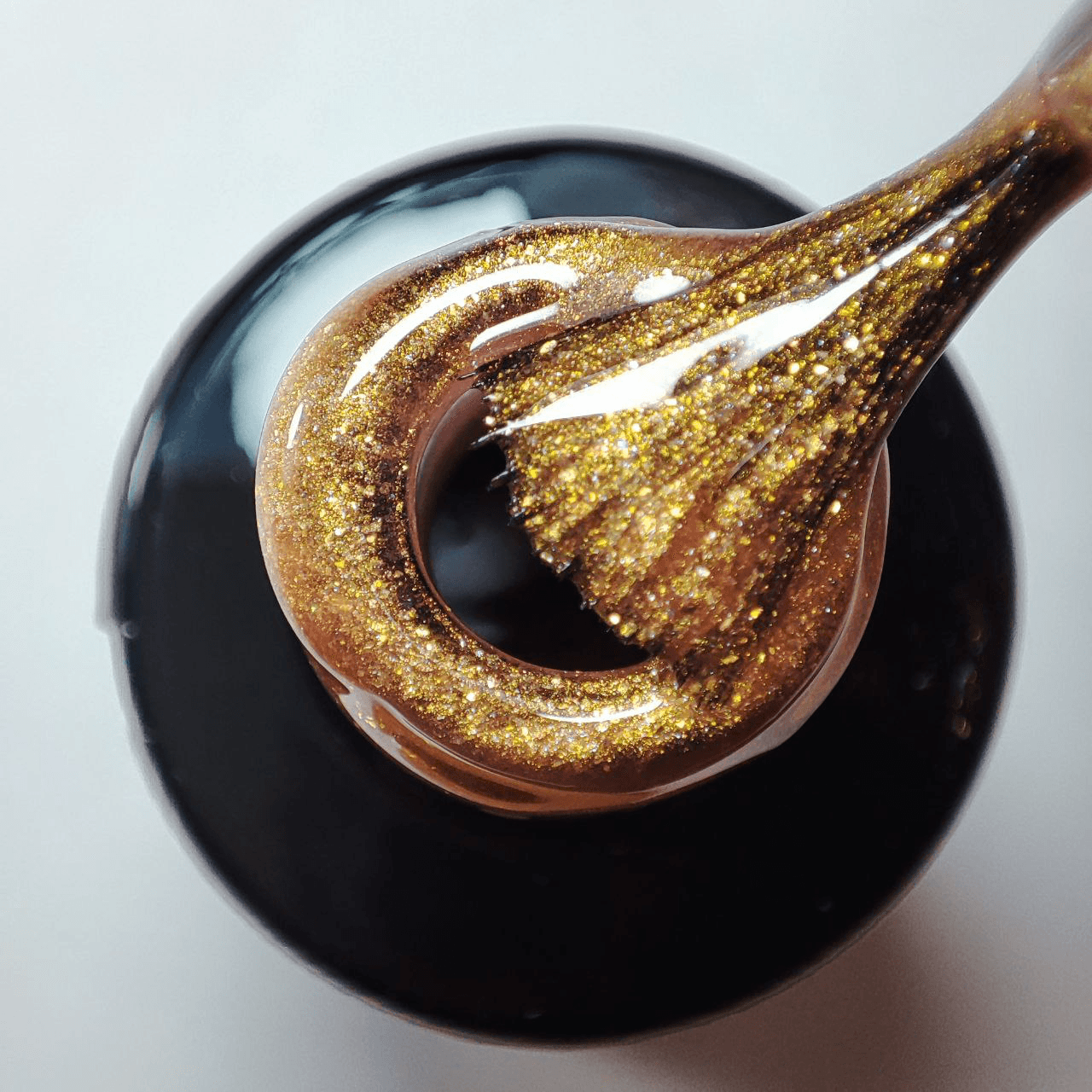THE GEL POLISH - 14 SHINNY GOLD - Semipermanente con glitter per unghie da 8ml - Divina Nails