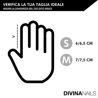 Guanti in nitrile neri professionali per onicotecniche - Pacco da 100 Taglia S e M - Divina Nails